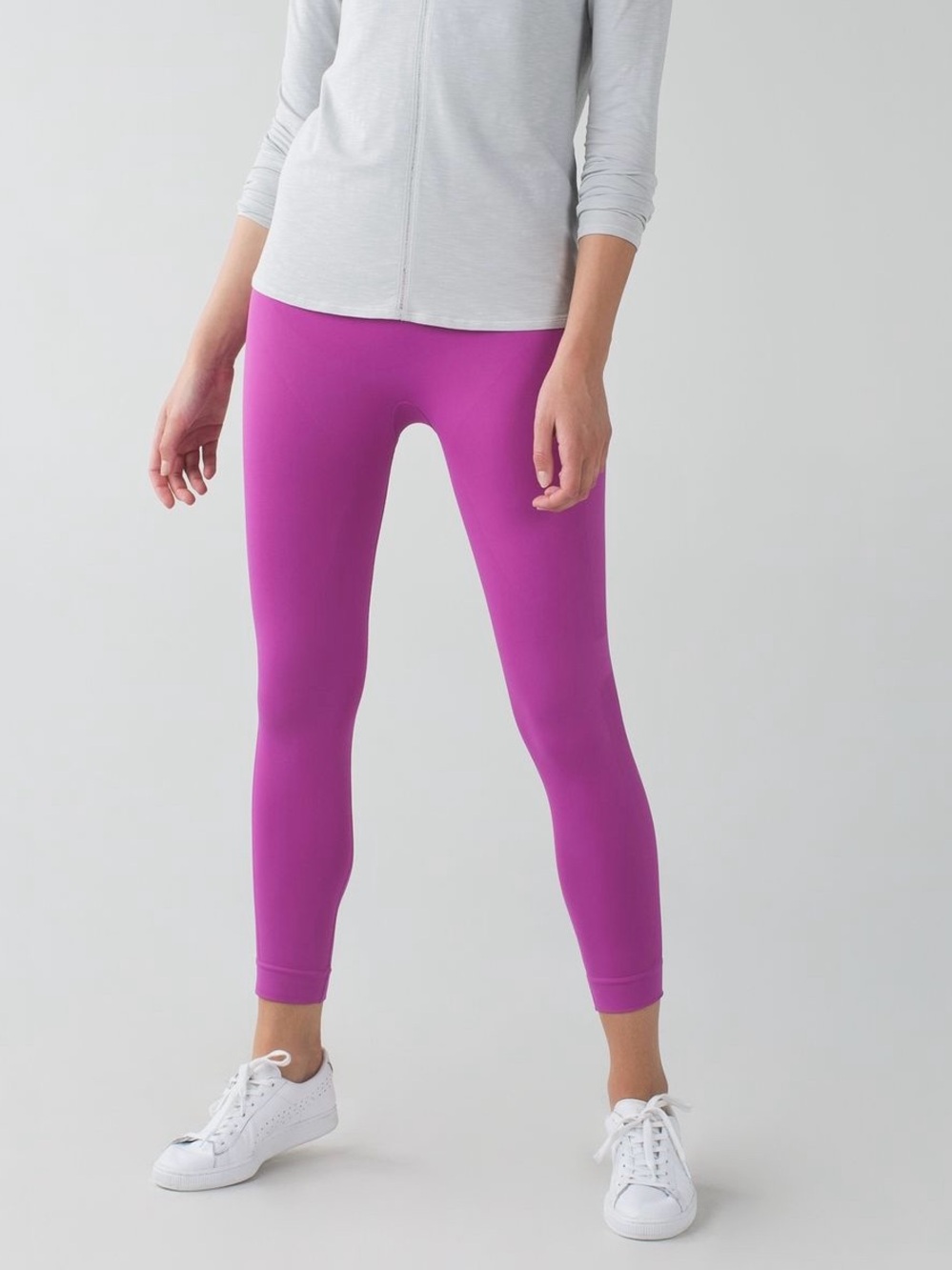 Lululemon Zone In Crop Leggings Size 6 Ultra Violet Purple 21” W6F11S Seamless